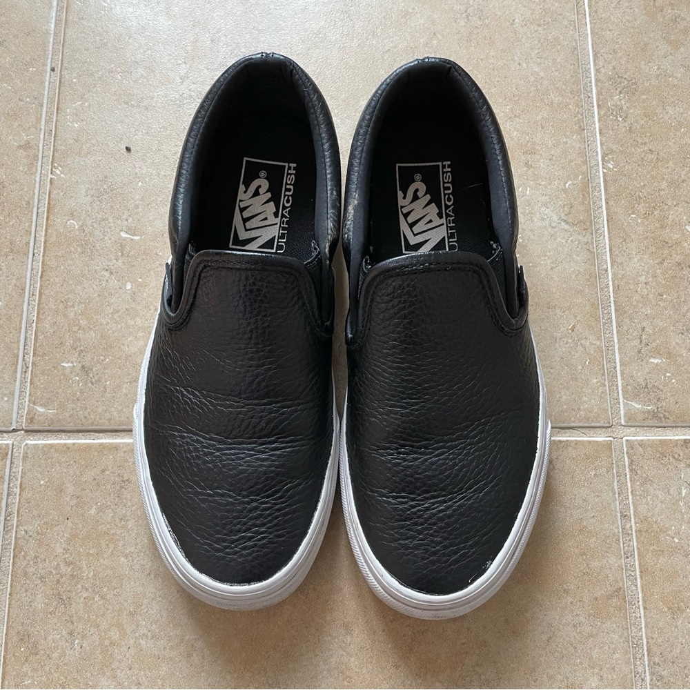 Vans Classic Slip-On Black Tumbled Leather Ultracush Size 7